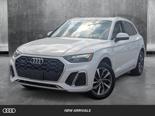 2022 Audi Q5 45 S line Premium Plus