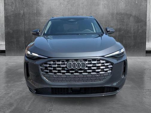 2025 Audi Q5 Premium