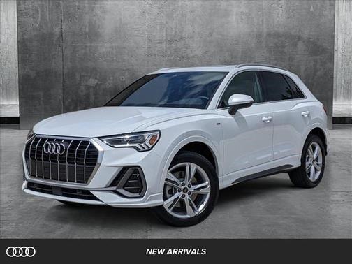 2024 Audi Q3 45 S line Premium Plus