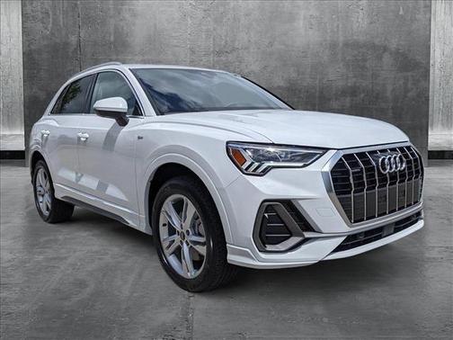 2024 Audi Q3 45 S line Premium Plus
