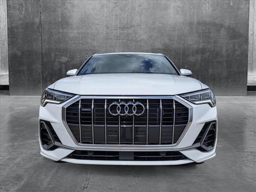 2024 Audi Q3 45 S line Premium Plus