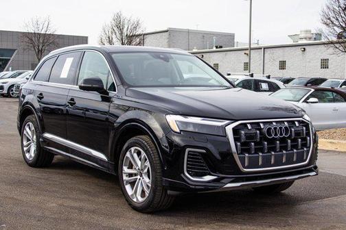 2025 Audi Q7 55 Premium Plus