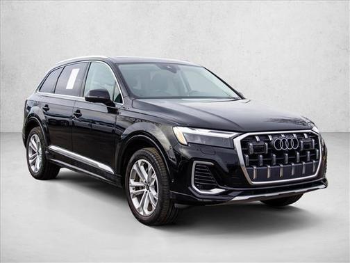 2025 Audi Q7 55 Premium Plus