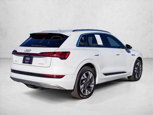 2023 Audi e-tron Premium Plus quattro