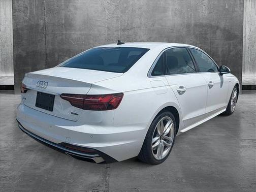 2023 Audi A4 45 S line Premium Plus