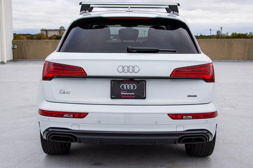 2022 Audi Q5 45 S line Prestige