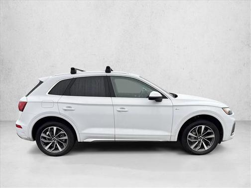 2023 Audi Q5 45 S line Premium Plus