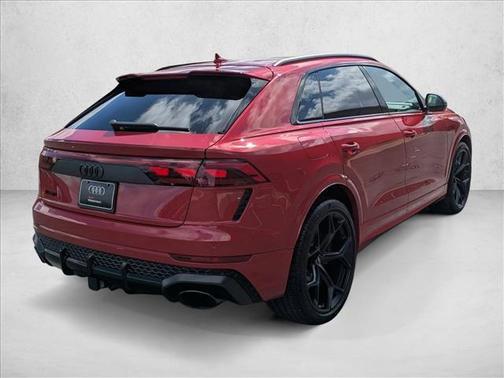 2025 Audi RS Q8 4.0T