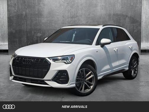 2025 Audi Q3 Premium 45 TFSI S line quattro Tiptronic