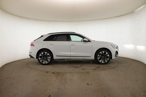 2025 Audi Q8 55 Premium Plus