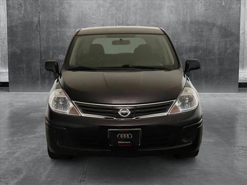 2010 Nissan Versa 1.8 S