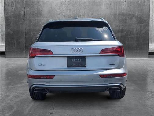 2021 Audi Q5 Premium Plus 55 TFSI e quattro S tronic
