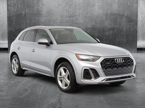 2021 Audi Q5 Premium Plus 55 TFSI e quattro S tronic