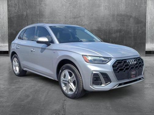 2021 Audi Q5 Premium Plus 55 TFSI e quattro S tronic