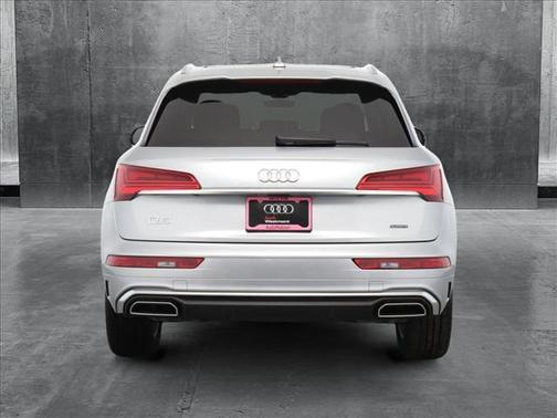2021 Audi Q5 Premium Plus 55 TFSI e quattro S tronic