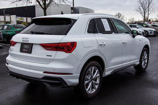 2025 Audi Q3 45 S line Premium Plus