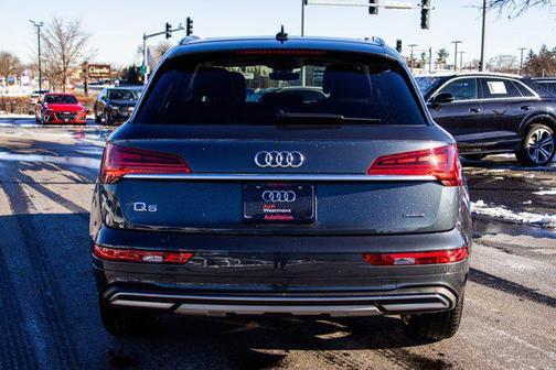 2023 Audi Q5 40 Premium Plus