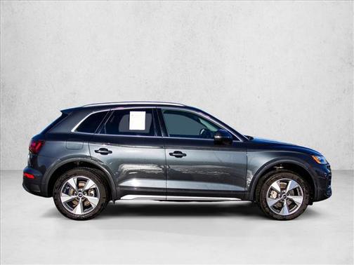 2023 Audi Q5 40 Premium Plus