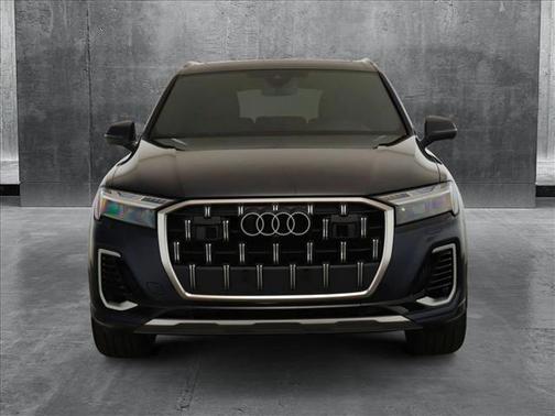 2025 Audi Q7 55 Prestige