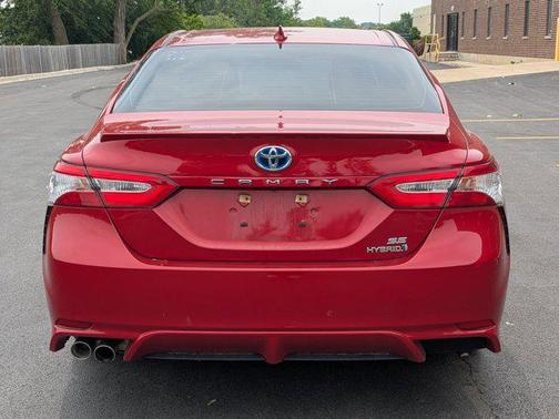 2020 Toyota Camry SE