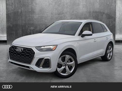 2023 Audi Q5 45 S line Premium Plus