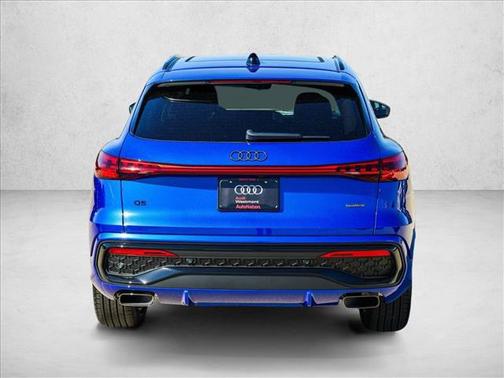 Ultra Blue Metallic 2026 Audi Q5 Premium Plus TFSI quattro S tronic