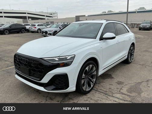 2025 Audi Q8 55 Premium Plus