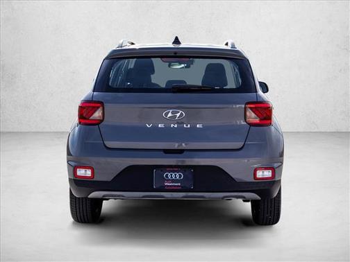 2022 Hyundai VENUE SEL