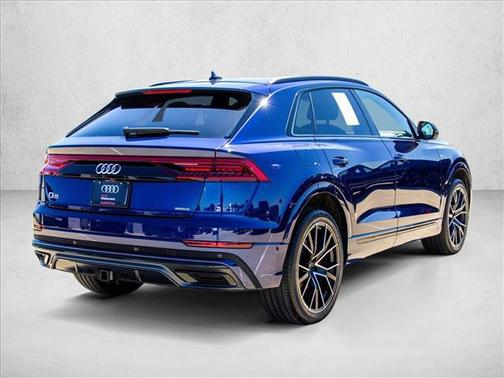 Navarra Blue Metallic 2023 Audi Q8 55 Premium Plus