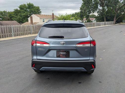 2024 Toyota Corolla Cross LE
