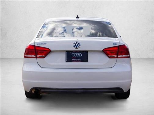 2014 Volkswagen Passat 1.8T S