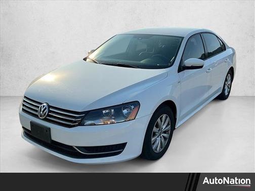 2014 Volkswagen Passat 1.8T S