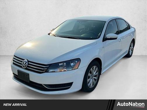 2014 Volkswagen Passat 1.8T S