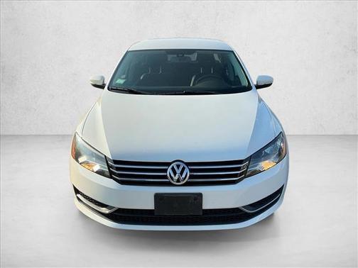 2014 Volkswagen Passat 1.8T S