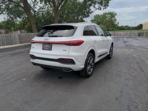 2025 Audi Q5 Premium Plus TFSI quattro S tronic