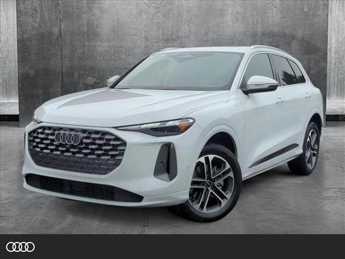 2025 Audi Q5 Premium