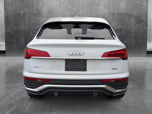 2024 Audi Q5 45 S line Premium Plus