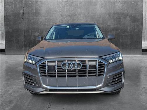 2024 Audi Q7 55 Premium Plus