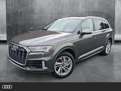 2024 Audi Q7 55 Premium Plus