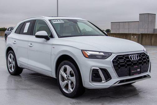 2025 Audi Q5 45 S line Premium Plus