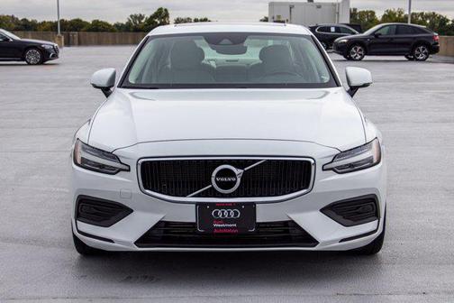 2020 Volvo S60 T5 Momentum