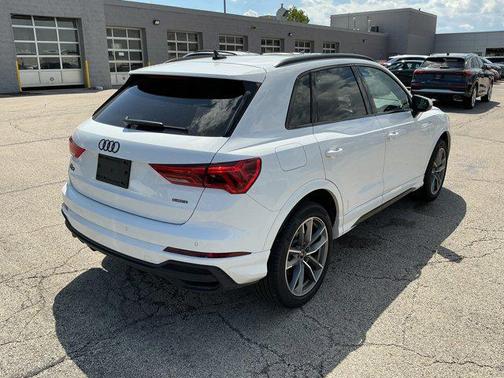Arkona White 2025 Audi Q3 Premium 45 TFSI S line quattro Tiptronic