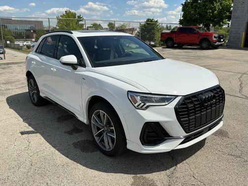 Arkona White 2025 Audi Q3 Premium 45 TFSI S line quattro Tiptronic