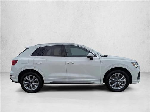 2023 Audi Q3 Premium 45 TFSI S line quattro Tiptronic