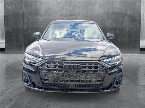 2024 Audi A8 L 55 TFSI quattro Tiptronic