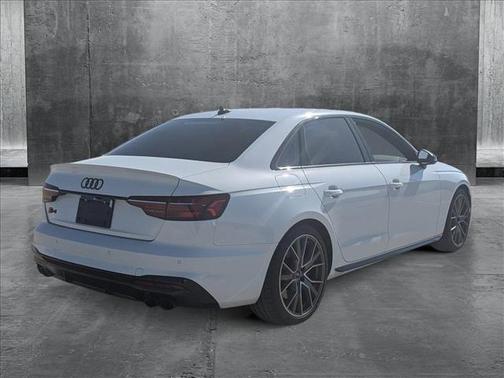 2023 Audi S4 Premium Plus TFSI quattro Tiptronic