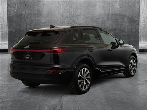 2025 Audi Q6 e-tron Premium quattro
