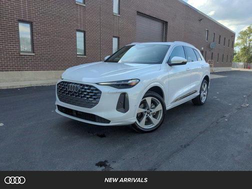 2025 Audi Q5 Premium Plus