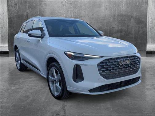 2025 Audi Q5 Premium Plus