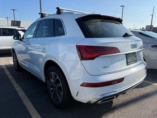 2024 Audi Q5 45 S line Premium Plus